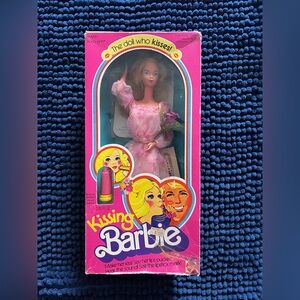 Kissing Barbie Vintage 1978